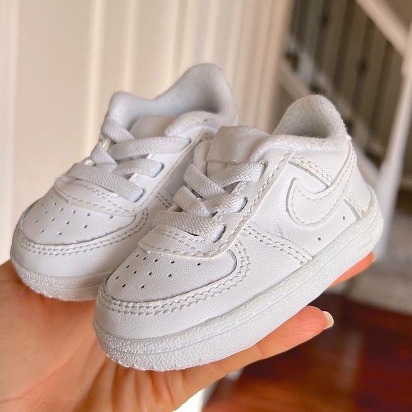 Nike Other - INFANT NIKE AIR FORCE 1 CRIB CASUAL SHOES size 2c white trendy EUC
